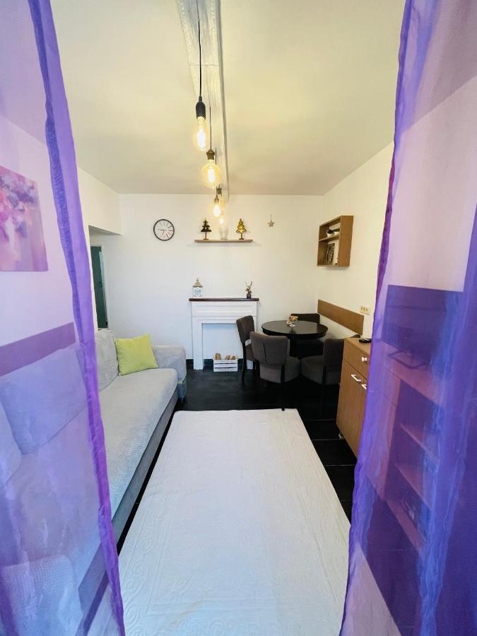 Perfect Place To Stay Self Check In-24H-Netflix-Wifi Reșița Dış mekan fotoğraf