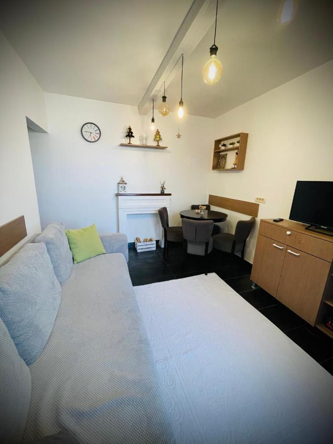 Perfect Place To Stay Self Check In-24H-Netflix-Wifi Reșița Dış mekan fotoğraf